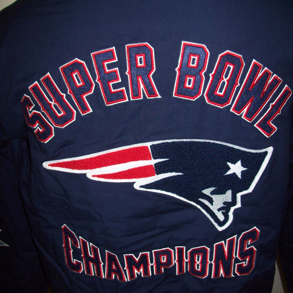 NEW ENGLAND PATRIOTS 4 TIME SUPER BOWL CHAMP JACKET - Picture 2 of 8